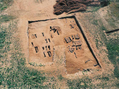 Excavació de la necròpolis romana de Vilassar de Mar. Àtics
